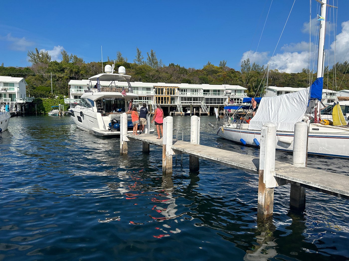 great harbour cay yacht club and marina