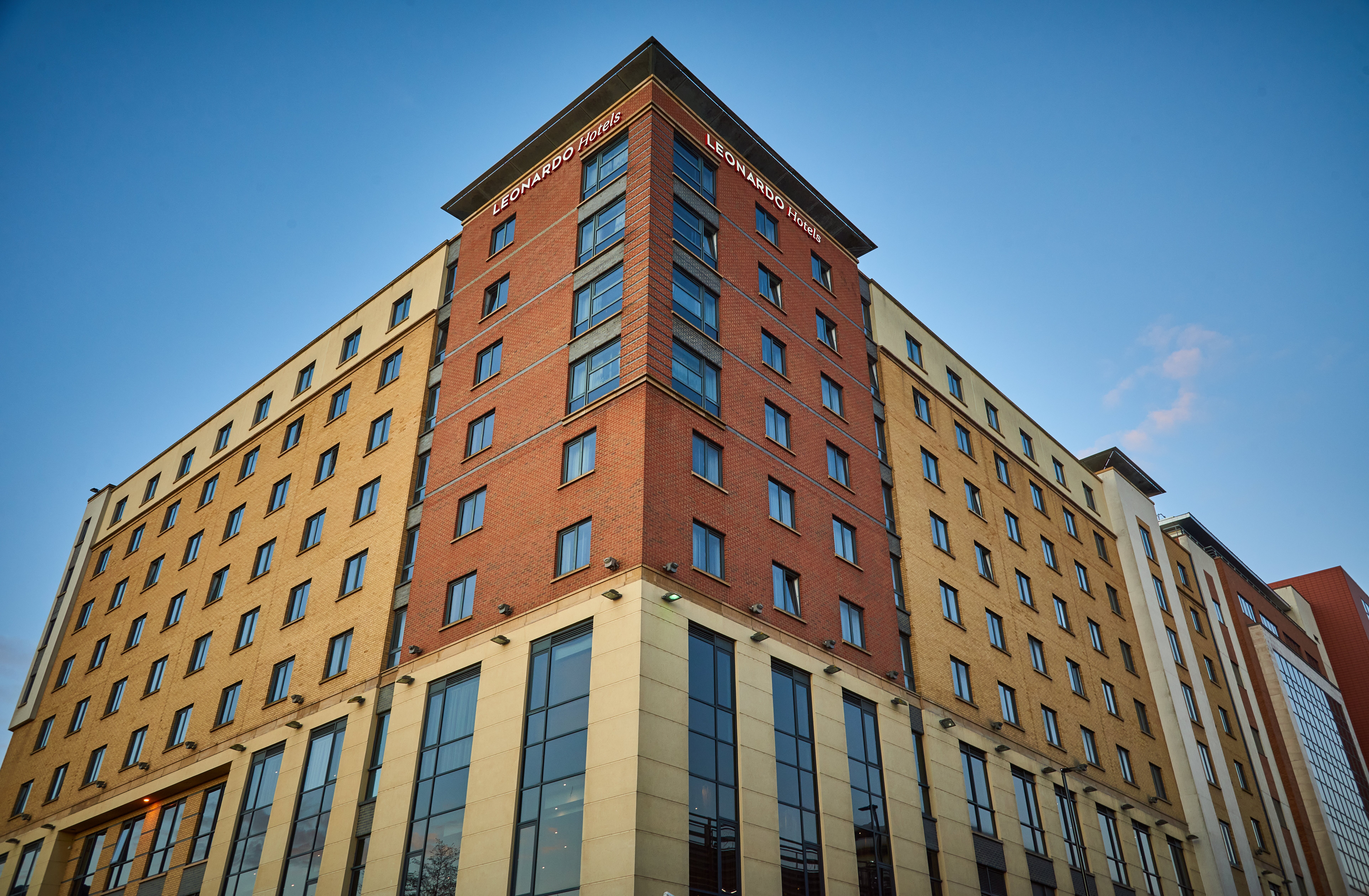 LEONARDO HOTEL NEWCASTLE - FORMERLY JURYS INN - Now R 1 151 (Was R̶ ̶1̶ ...