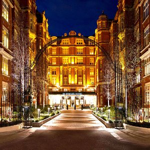 St. Ermin's Hotel, Autograph Collection in London