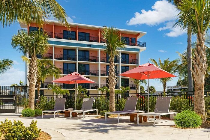 Hotel Howard Johnson St Petersburg Beach Resort - 3 HRS star hotel in St  Pete Beach (Florida)