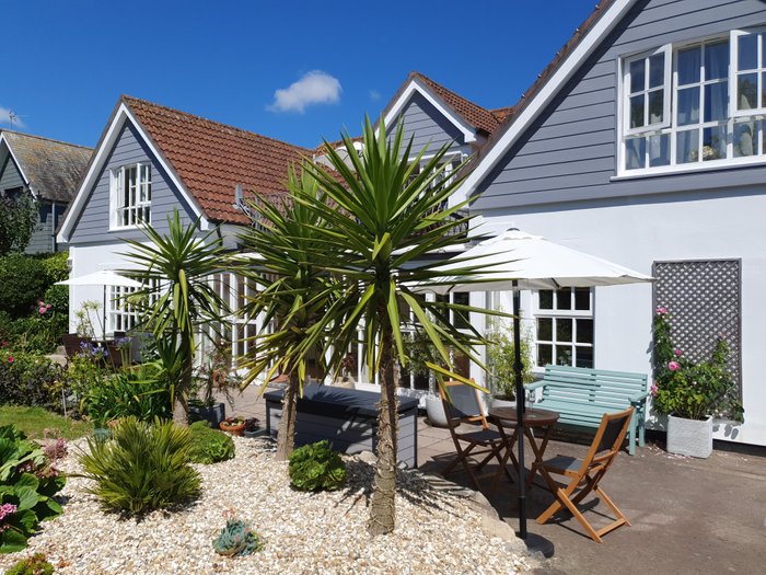 Falmouth Bay Holiday Apartments Beach: Pictures & Reviews - Tripadvisor