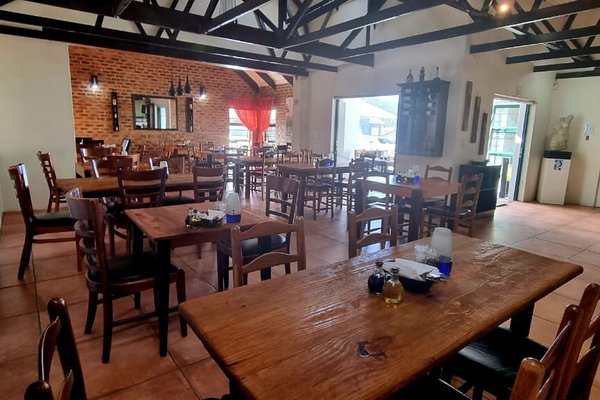 THE 5 BEST Restaurants in Struisbaai - Updated July 2024 - Tripadvisor