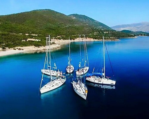 kefalonia boat cruises