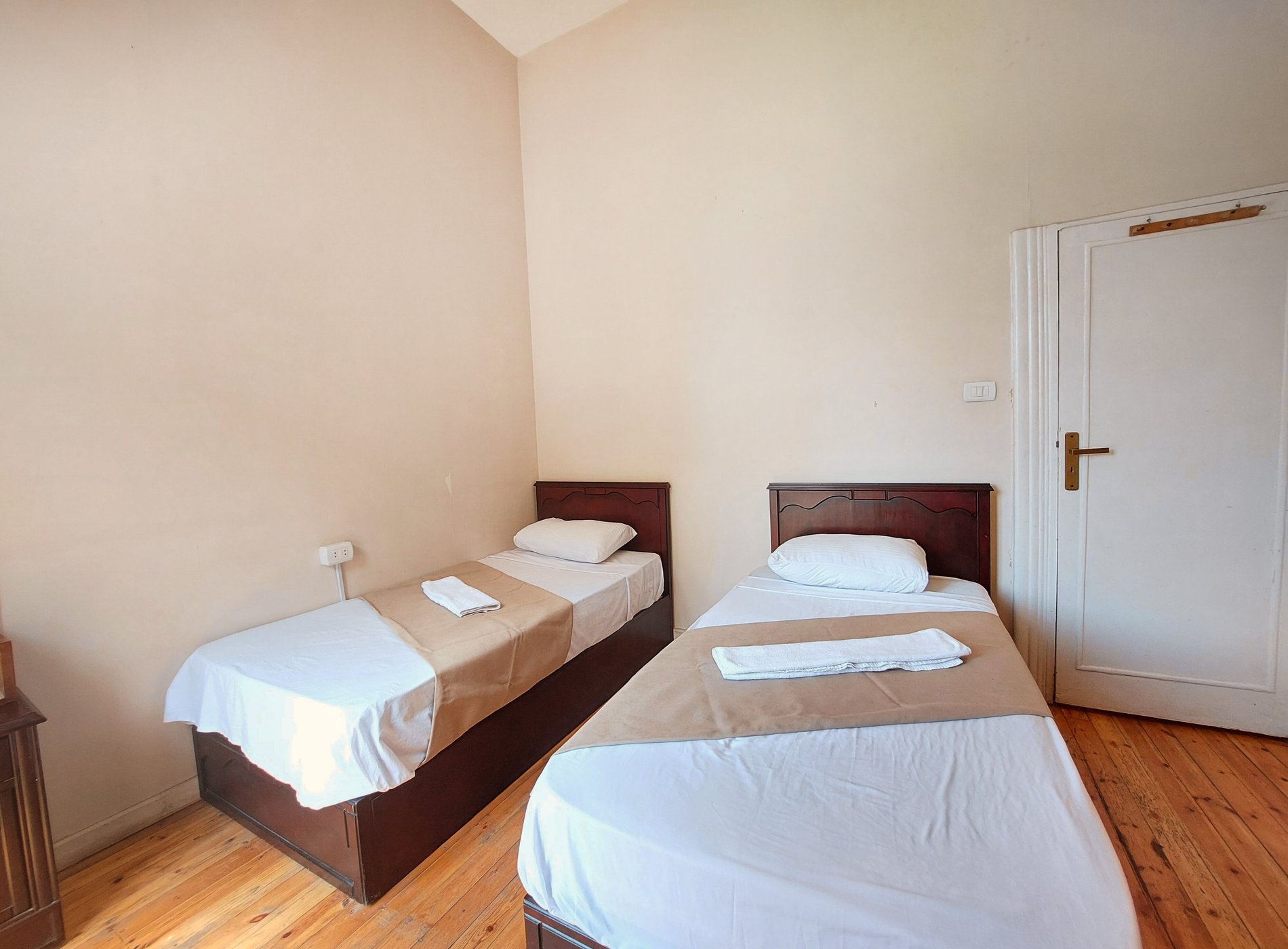Travelers House Hotel by null