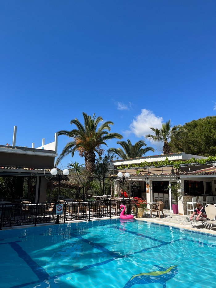 Bougainvillea Hotel Pool: Pictures & Reviews - Tripadvisor