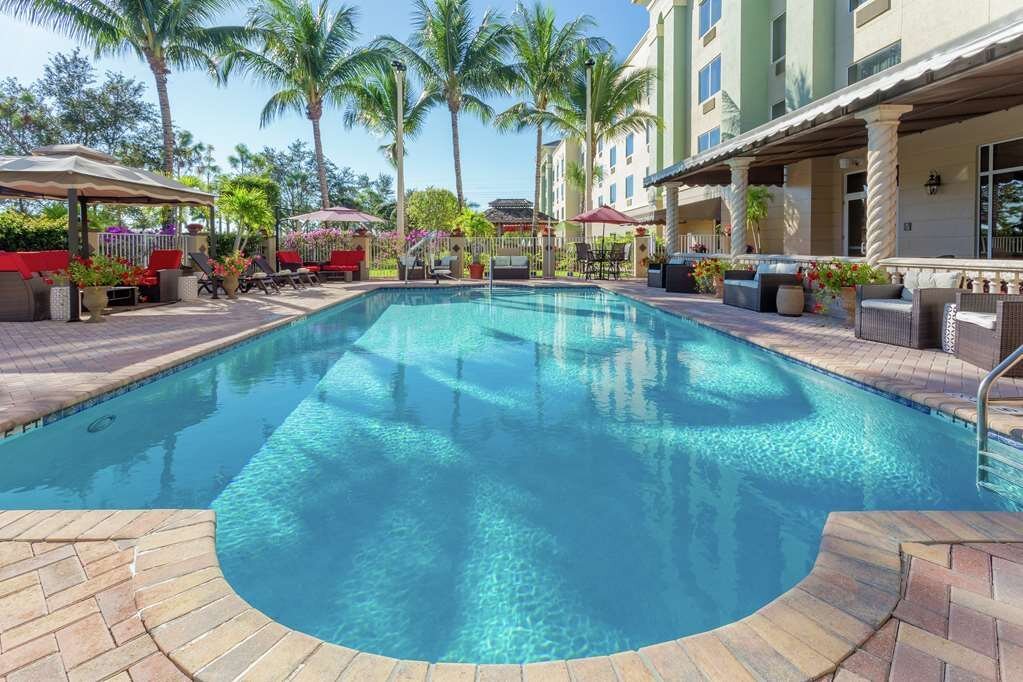 HAMPTON INN & SUITES WELLINGTON - Updated 2023 Prices & Hotel Reviews (FL)