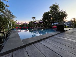Pool og strand