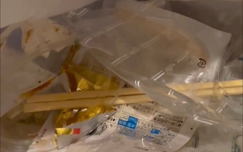 殘留前一位住客的食物殘渣垃圾