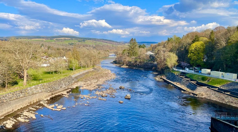 From the east side of the dam you can see the suspension bridge downstream , and the road bridge further down. The river Tummel below starts it’s life 60 miles west of Pitlochry at Rannoch  Moor near Glencoe.