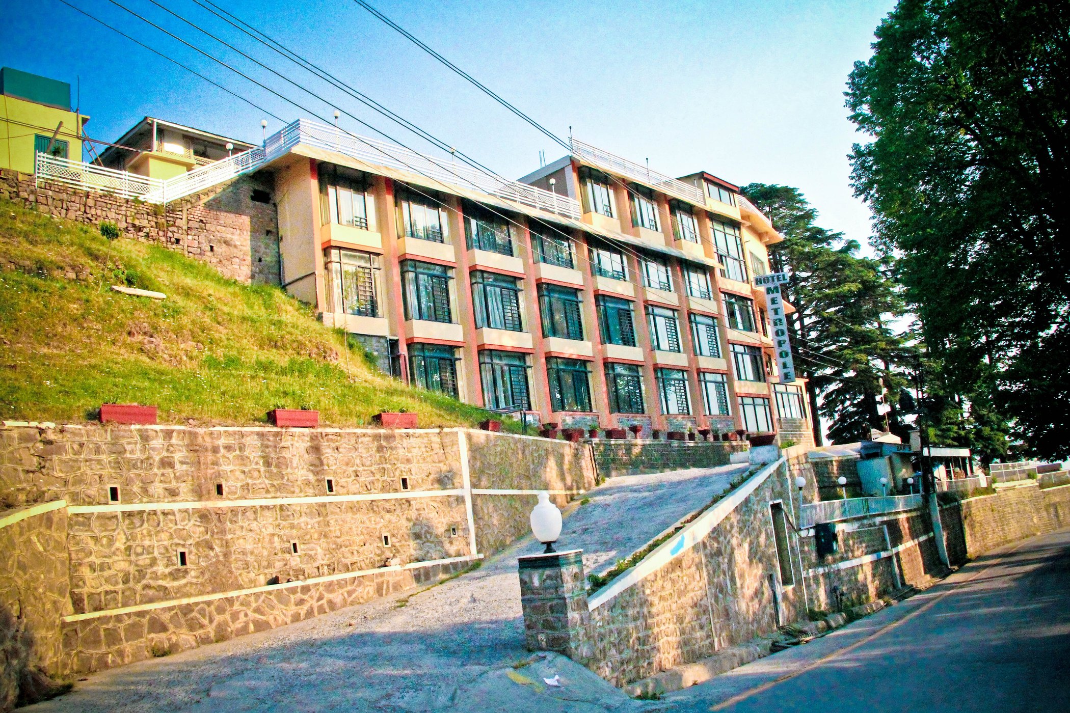 Metropole Guest House image