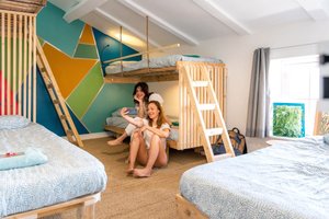 Room & Suite