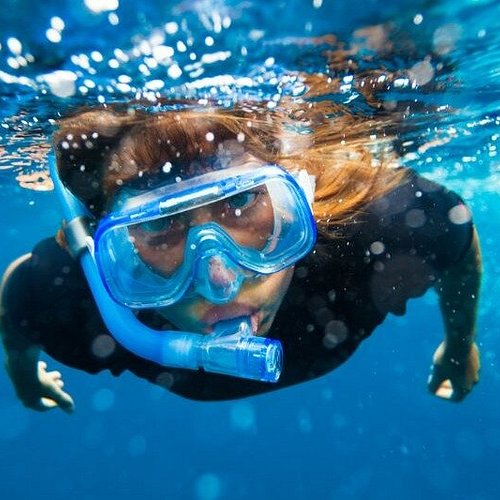 Full Face Snorkel Mask - Aquaventures Dive Center  Tourism Agency and  Diving Center in San Cristóbal - Galapagos