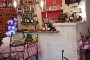 Interni
