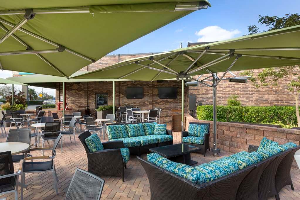 Hotel photo 46 of Rosen Inn International.