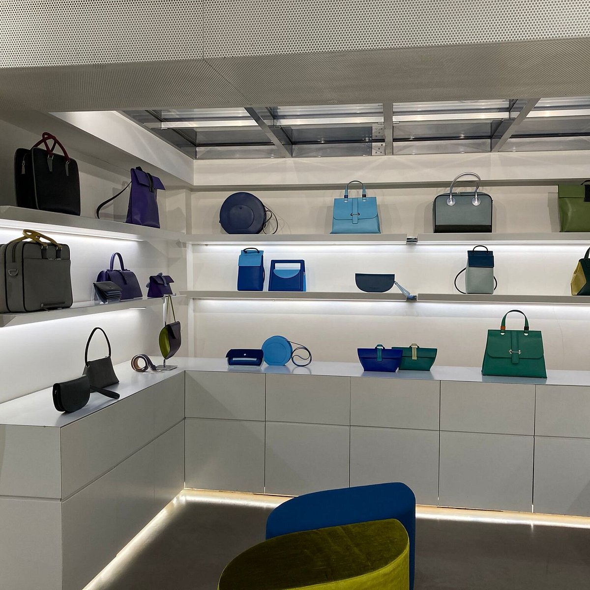 Hester van Eeghen Leather Design: Bags, Wallets & More