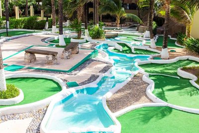 Hotel photo 21 of Crown Paradise Club Cancun.
