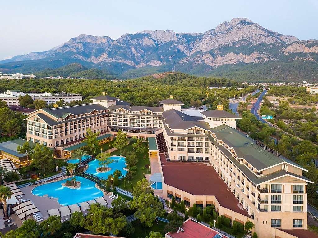 Amara luxury resort villas карта отеля