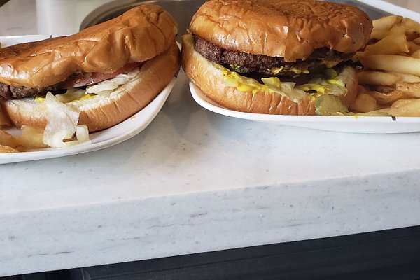 Workers Reveal What It's Really Like To Work At Whataburger