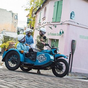 2024 Liberty scooter rental Piaggio 50cc (4T) Paris provided by Bikeloc