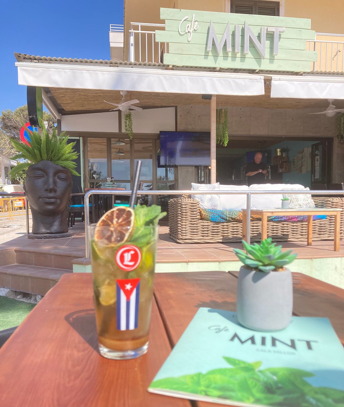 Cafe Mint, Кала-Мильор - фото ресторана - Tripadvisor