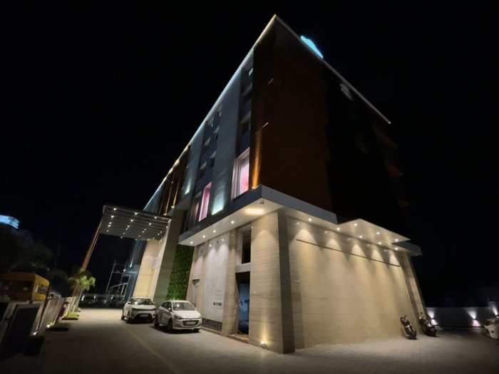 EFFOTEL BY SAYAJI BHOPAL - Hotel Reviews, Photos, Rate Comparison ...