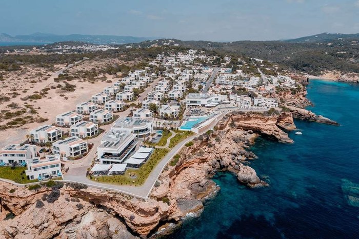 Imagen 1 de 7Pines Resort Ibiza