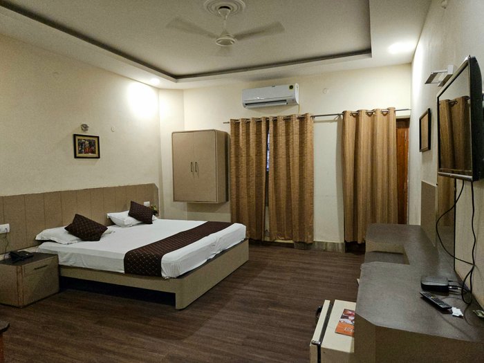 OYO 1294 HOTEL PADMINI INTERNATIONAL - Prices & Reviews (Varanasi, India)