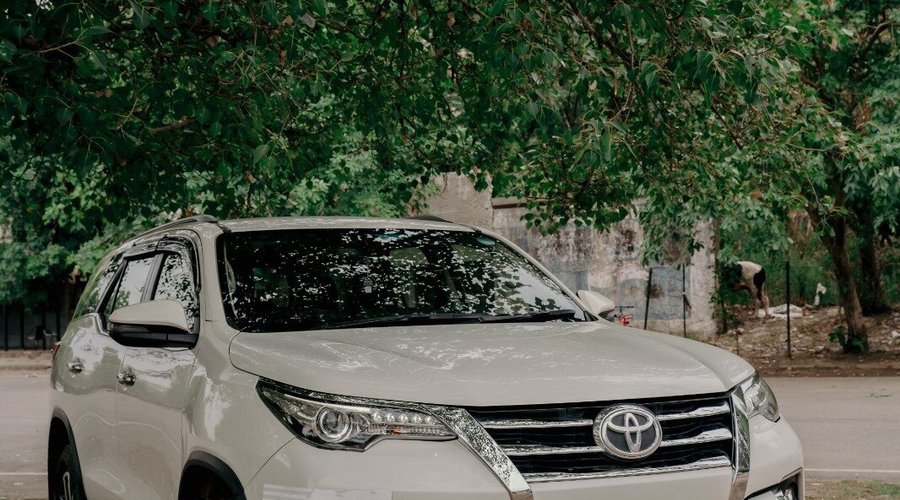 Toyota Fortuner is packed with power and high-performance features equipping you to travel anywhere without batting an eye. 