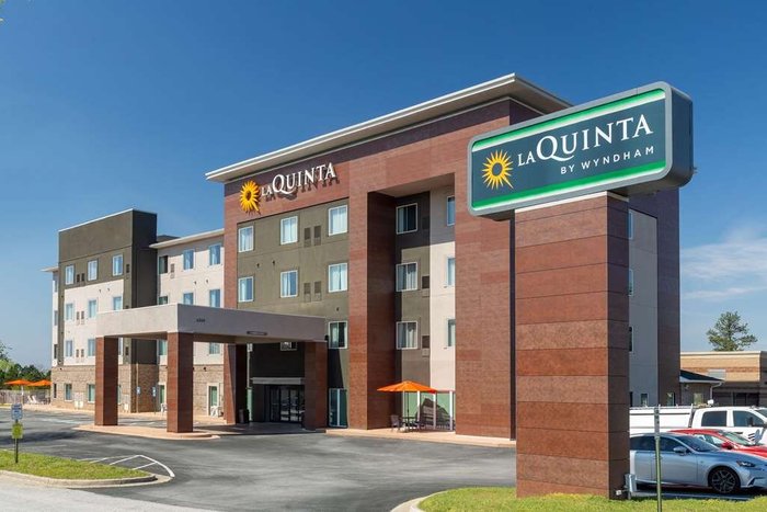 LAQUINTA INN AND SUITES BY WYNDHAM AUGUSTA NEAR FORT GORDON $82 ($̶9̶4̶ ...