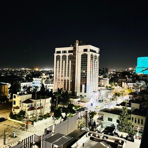 The House Boutique Suites, hotel in Amman