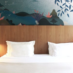 Guest room