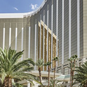 Four Seasons Hotel Las Vegas Exterior