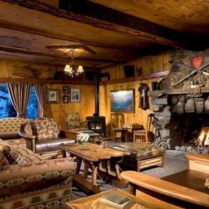 Tamarack Lodge Lobby View