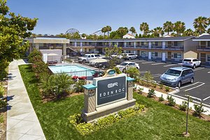 Eden Roc Inn & Suites in Anaheim