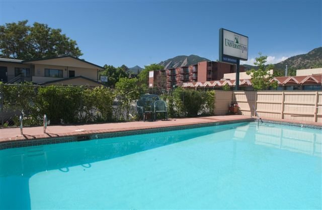 BOULDER UNIVERSITY INN Updated 2023 Prices Hotel Reviews CO   Pool View 