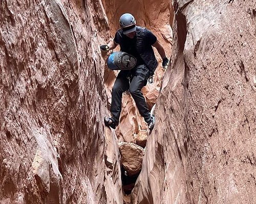 Canyoneering - Bryce Canyon Country