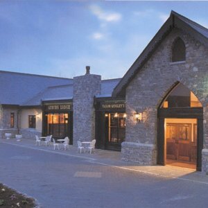 Auburn Lodge Outside