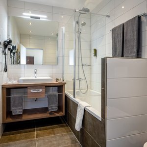 Comfort Double Room Bath