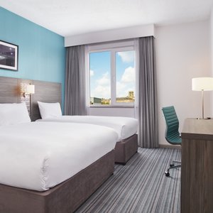 Twin Room With View