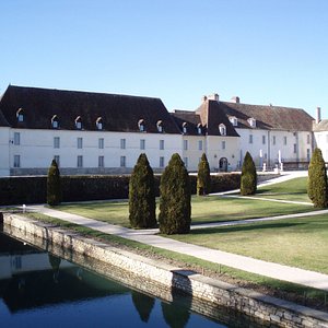 Exterior View Chateau de Gilly