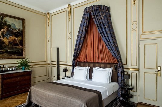 Hotel Mansart- First Class Paris, France Hotels- Business Travel Hotels in  Paris