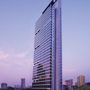 MUM Exterior