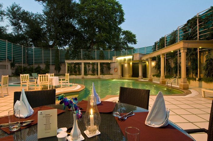 Howard Plaza The Fern - An Ecotel Hotel, Agra Pool Pictures & Reviews ...