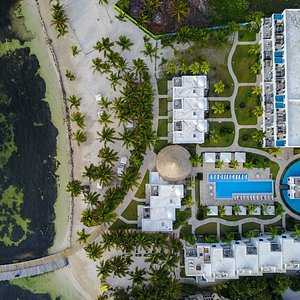 Las Terrazas Resort & Residences Aerial 