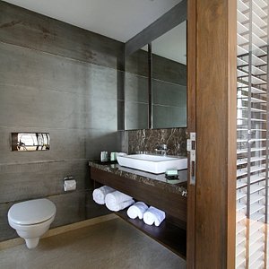 Svenska Deluxe Room Bathroom