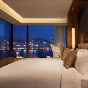 Club Suite 80