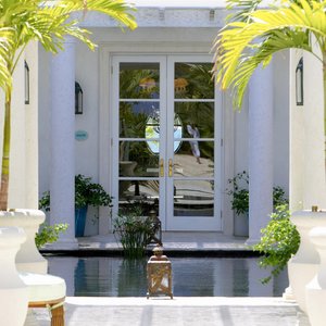 Spa_Entrance2