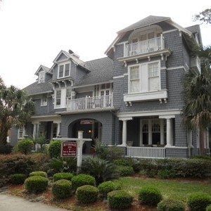 Riverdale Inn Main House