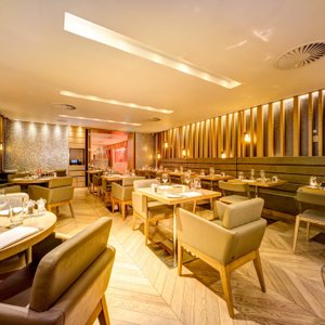 Chambers Restaurant