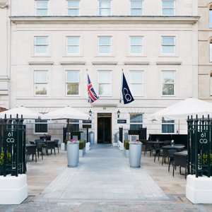 Hotel-Facade